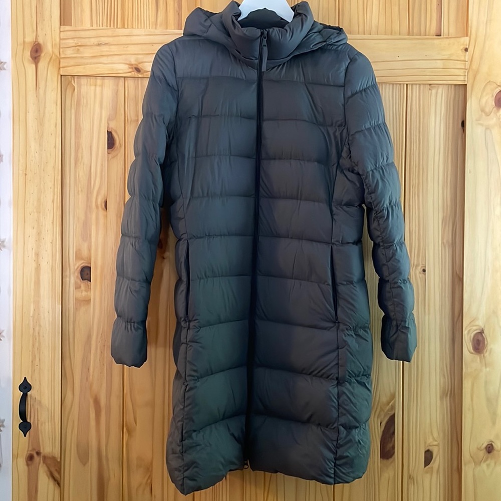 Uniqlo Ultra Light Down Hooded Coat